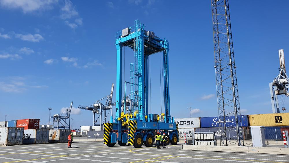 APM Terminals i Aarhus udvider testen af automatiske containerkraner